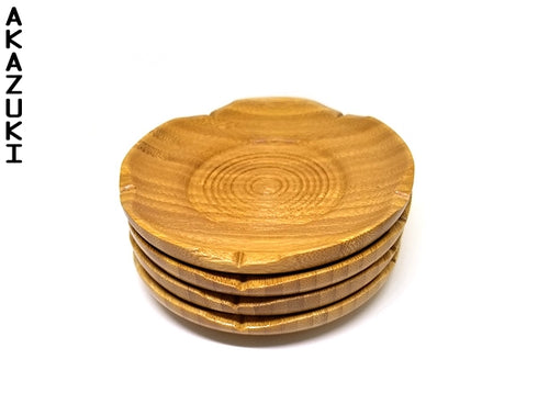 Wooden saucers x4